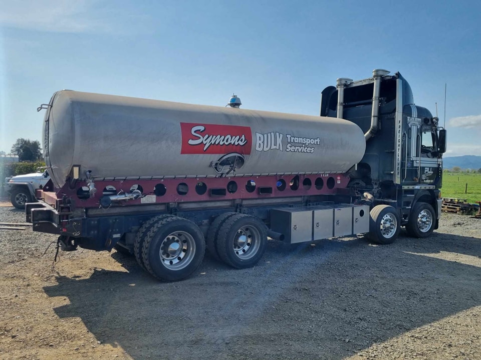 Freightliner Argosy rear three-quarter with tanker fitted